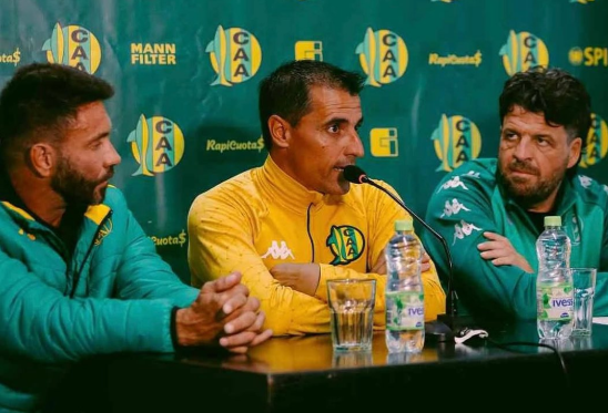 «Jugar con la presión del descenso influye mucho en el futbolista»